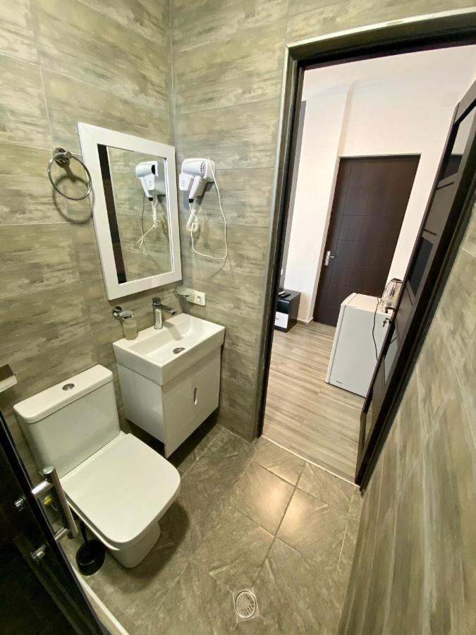 Hotel Niko كوبوليتي المظهر الخارجي الصورة