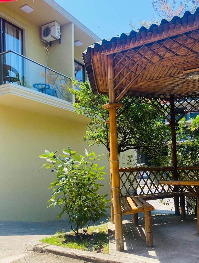 Hotel Niko كوبوليتي المظهر الخارجي الصورة